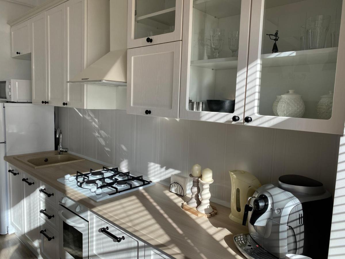 Bright Apartment Gomel Esterno foto