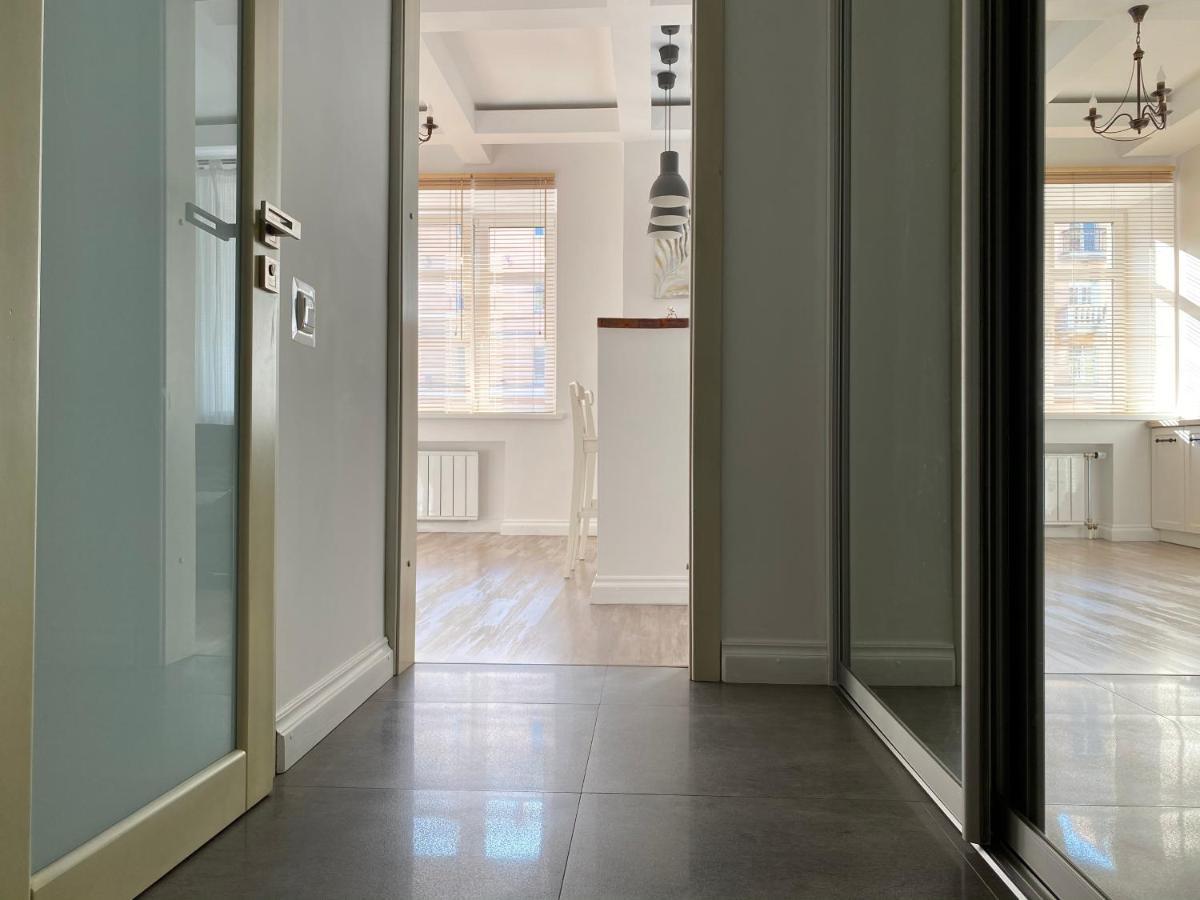 Bright Apartment Gomel Esterno foto
